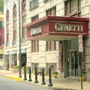 Genetti Hotel & Suites วิลเลียมส์พอร์ต ภายนอก รูปภาพ